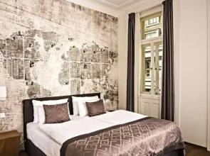 Отель Golden Crown