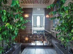 Grand Hotel International