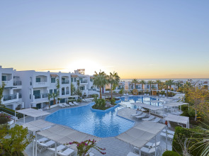 Отель Jaz Neo Naama Bay