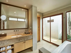 Sea Sand Sun Resort and Villas