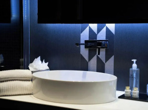 Отель Divina Luxury