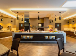 Отель Gradiali Wellness and SPA