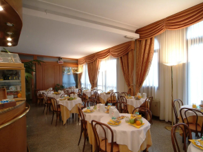 Отель Donatello