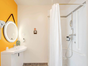 B&B Home Paris Mairie de St Ouen