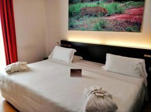 Отель Card International