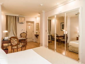 Melia Recoleta Plaza