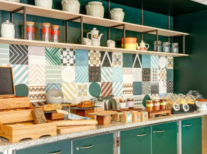 B&B Home Paris Mairie de St Ouen