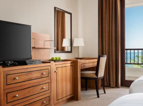 Курортный отель Shangri-La Barr Al Jissah