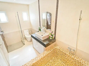 Tropicana Pool Villa