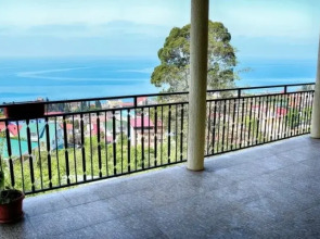 Loo Village Guest House