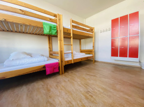 Bus Hostel Reykjavik