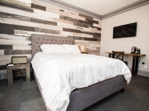 Wellesley Manor Boutique Hotel