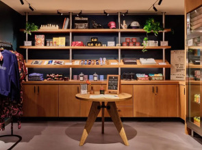 Romer Hell's Kitchen