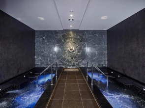 Grande Centre Point Sukhumvit 55