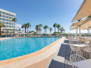 Playa Esperanza Resort