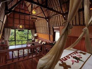 Kupu Kupu Barong Villas and Tree Spa by L'Occitane