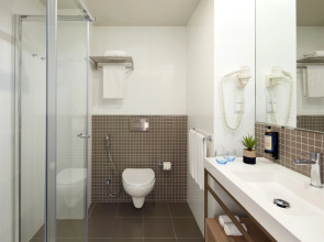 Отель Dom Jose Beach Hotel