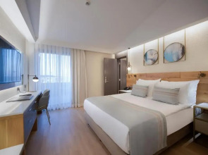 Miramare Beach Hotel