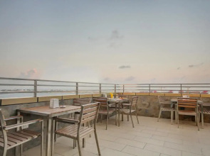 Отель Unima Grand