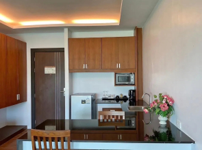 Phi Phi Cliff Beach Resort