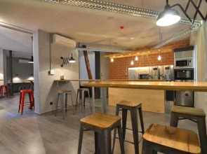 Хостел Far Home Atocha