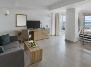 Отель JAZ Elite Casa Del Mar Beach