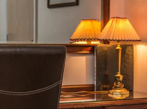 The Old Fourpenny Shop Hotel