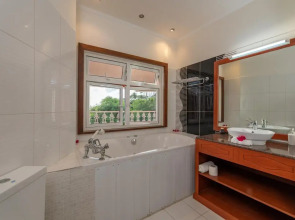 Glacis Heights Villa