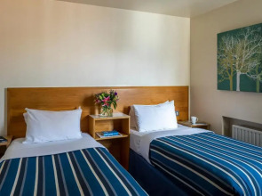 Отель St Giles London