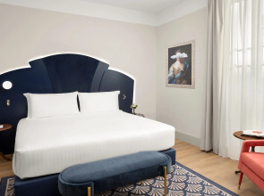 Anglo American Hotel Florence, Curio Collection by Hilton