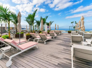 Spring Hotel Bitácora