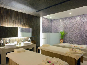 Отель Novotel Bangkok Impact