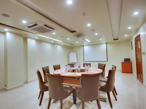 Отель Unima Grand