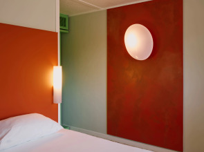 greet Hotel Versailles - Voisins Le Bretonneux