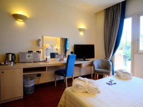 Best Western Globus Hotel