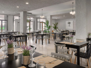 The Grove Seaside Hotel