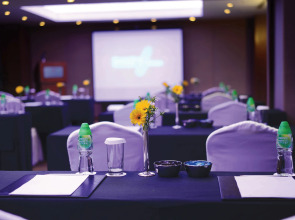 Harbour Plaza 8 Degrees