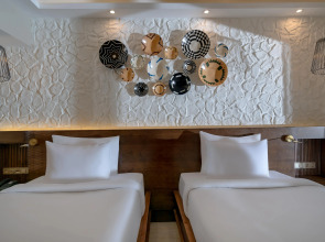 Rixos Sungate - The Land of Legends Access