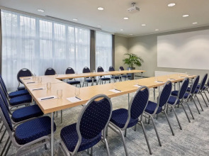 Отель Courtyard by Marriott Dortmund