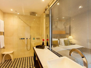 Quentin Boutique Hotel