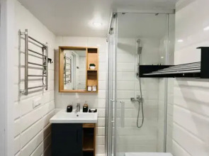 Happy People в квартале Свистуха