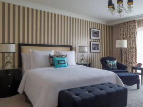 Отель Four Seasons Prague