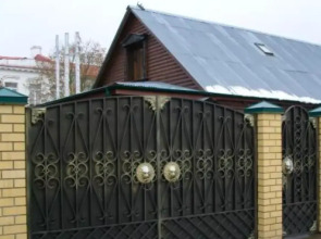 Tatyana's House s banej i bassejnom