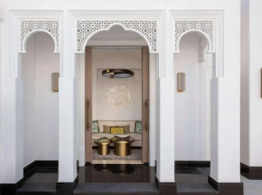 Raffles Al Areen Palace Bahrain