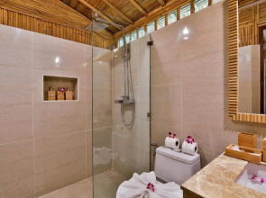 Phi Phi CoCo Beach Resort