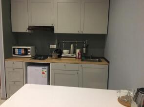 Apart-Complex Studio 103