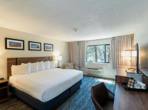 Yavapai Lodge - West & East