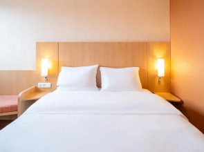 B&B HOTEL Amiens Centre Cathédrale