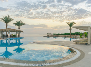 Отель JAZ Elite Casa Del Mar Beach