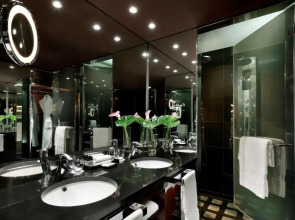 Hyatt Regency Barcelona Tower